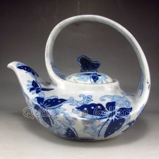 Chinese Porcelain Teapot Nr photo