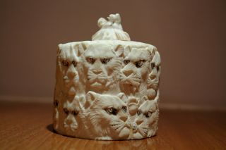 Japanese Antique Carved Cow Bone Pot,  Meiji Period 20 Lions & Tigers, photo