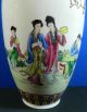 Chinese Hand Painted Porcelain Enamelled Vase Vintage 1 - 2 Vases photo 2