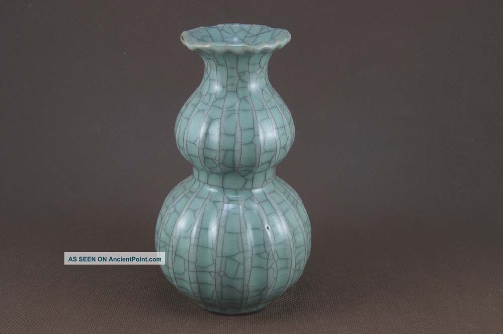 Chinese Officer ' S Kilnvase Porcelain,  Gourd Shape Vase Vases photo