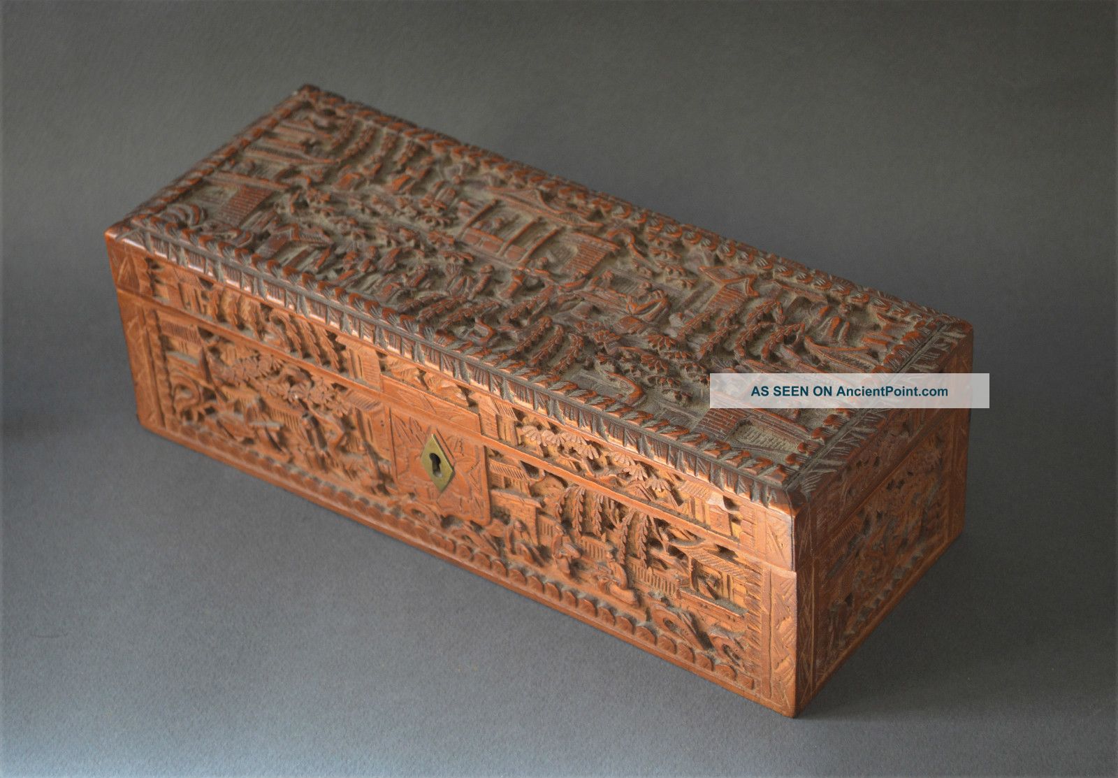 Splendid Cantonese Chinese 19th Century Carved Sandalwood Box Boxes photo