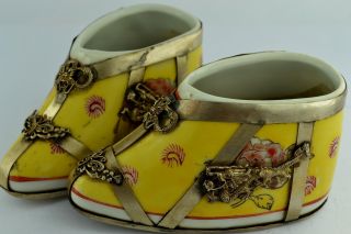 China Collectible Old Decorated Hand Porcelain Armoured Dragon Pair Shoes Statue photo