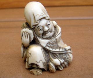 Antique 19c Ox Bone Asian Chinese Netsuke Miniature Statue photo