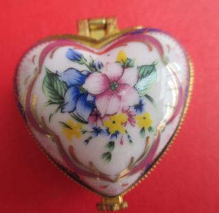 China Jingdezhen Ceramic Peony Heart - Shaped Color Cosmetics Box/ 7 - 005 photo
