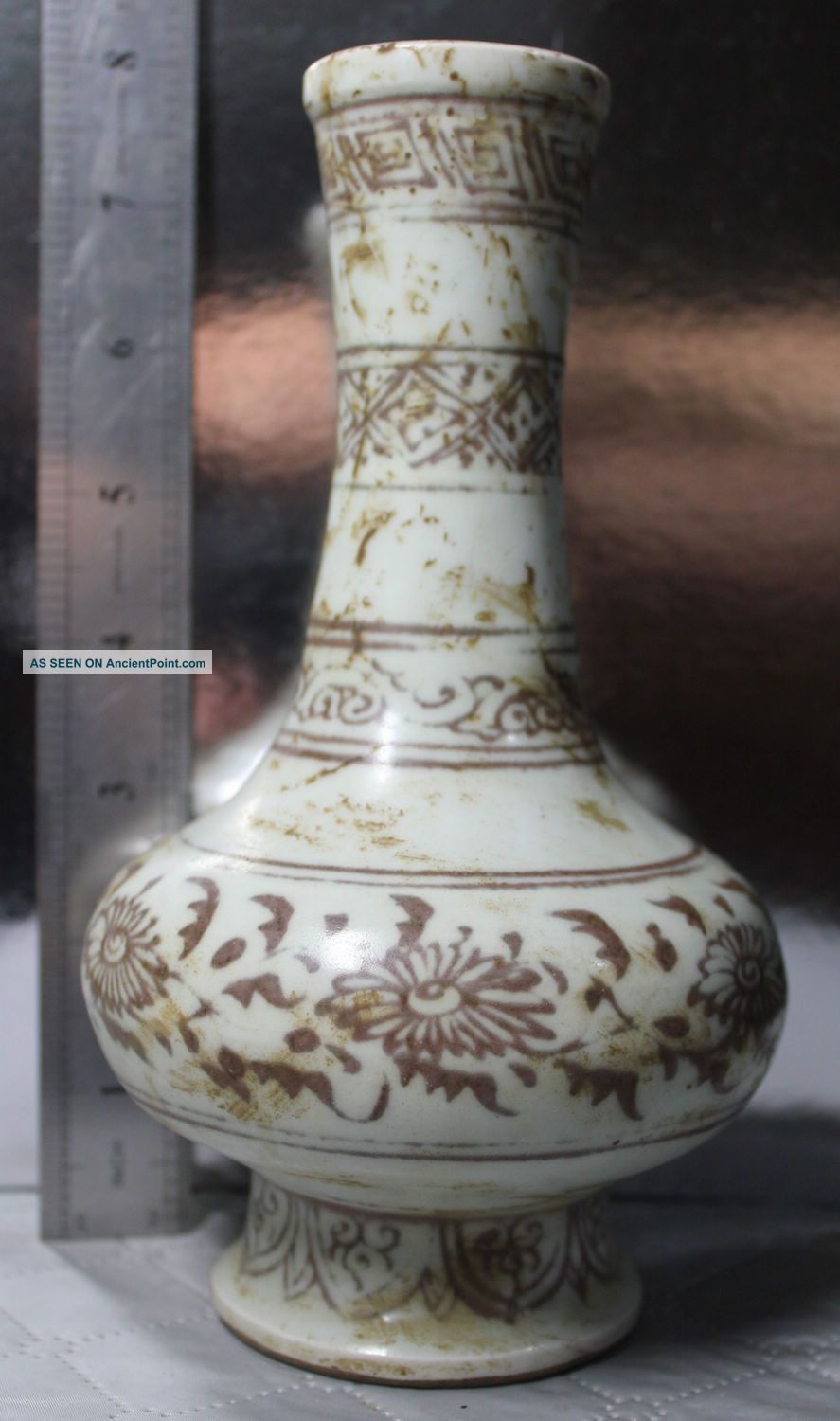 Antique Chinese Old Rare Beauty Of The Porcelain Vases Vases photo