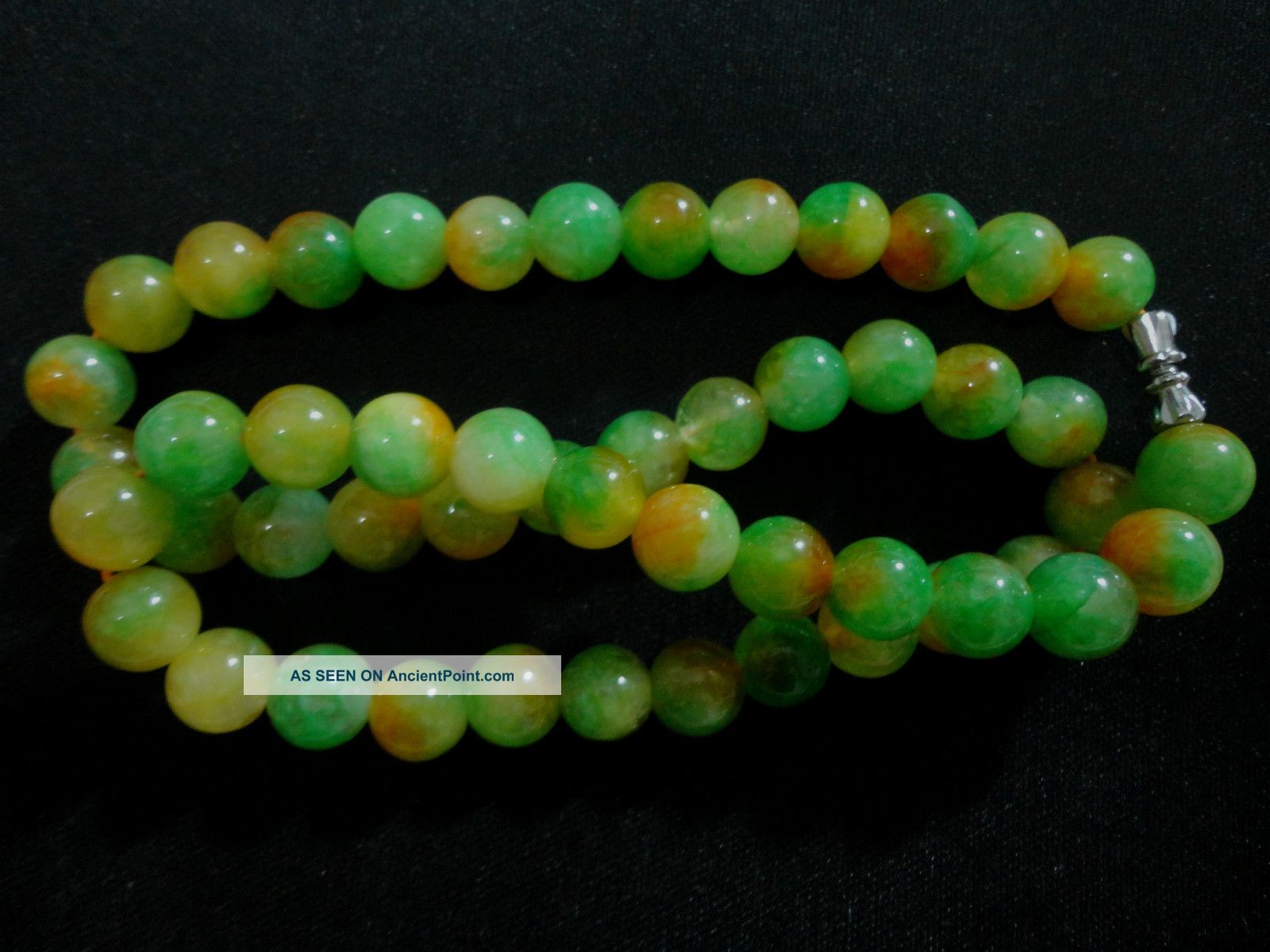 Chinese Green&yellow Jade Fashion Necklaces&pendant/50cmlength (10mmr/piece) Necklaces & Pendants photo
