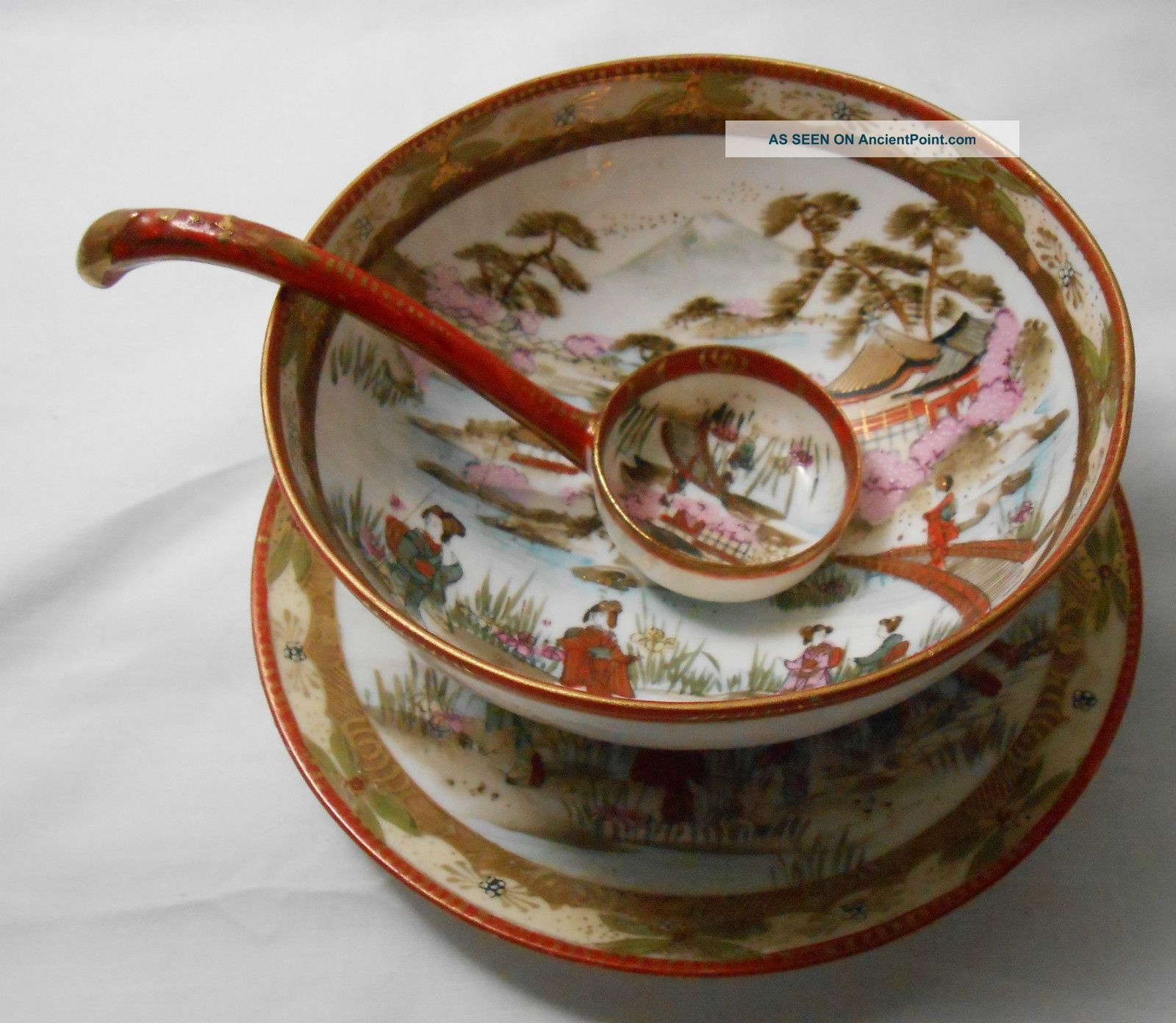 Wonderful Nippon Royal Kaga Geisha Girl Mayo/sauce Bowl W Underplate And Ladle Bowls photo
