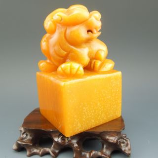 100% Natural Shoushan Stone Hand - Carved Lion Return Of The King Seal photo
