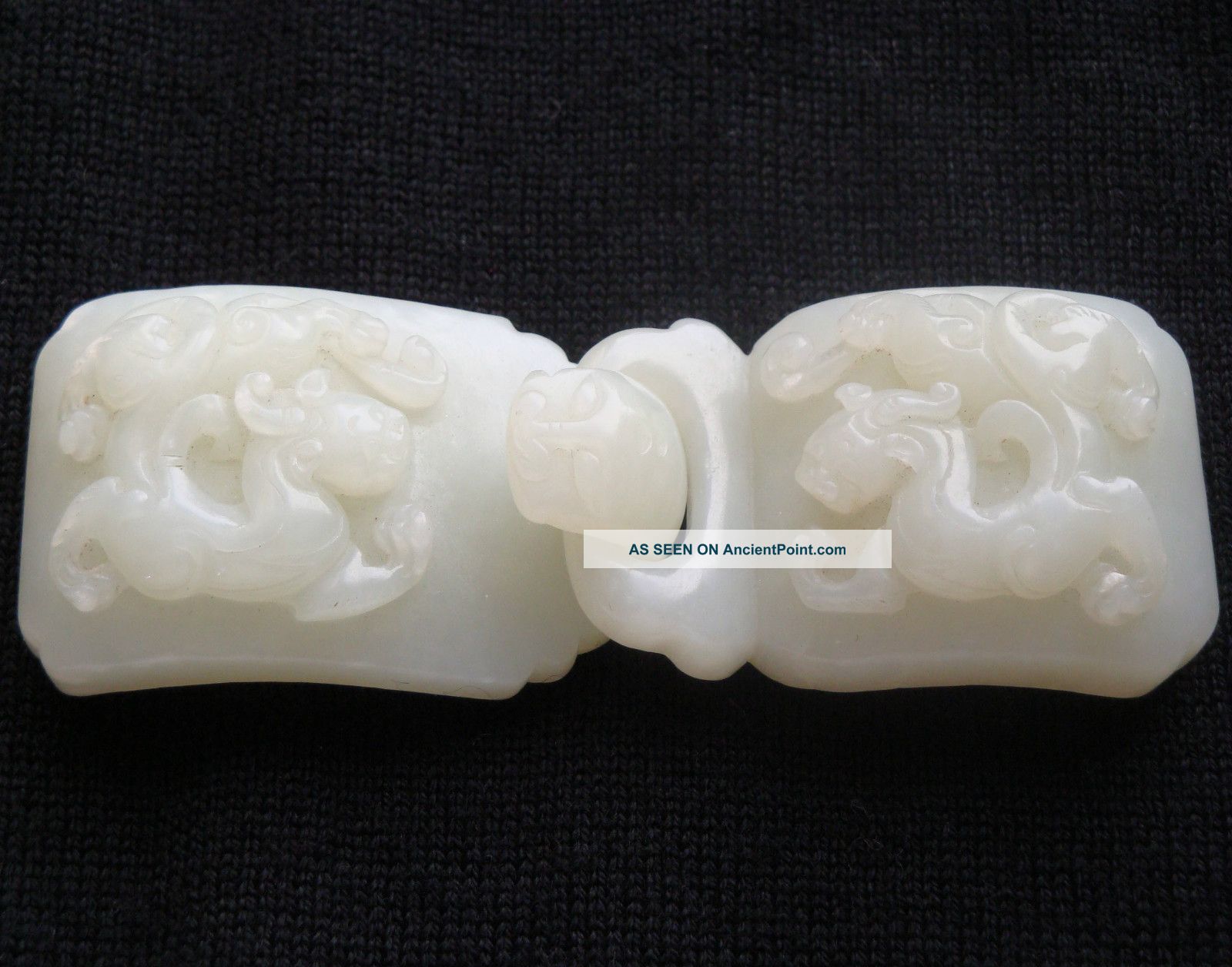 Antique Chinese Carved White Mutton Fat Hetian Jade Dragon Buckle,  Qing Dynasty Snuff Bottles photo
