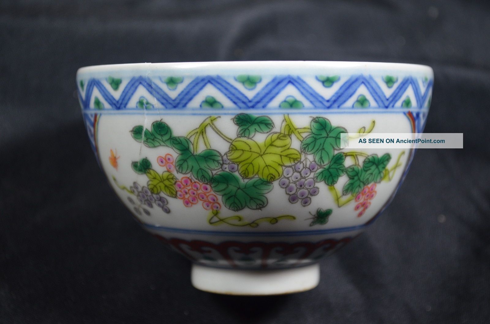 Chinese Antiques Famille Rose Porcelain Flowers Bowl Bowls photo