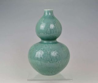 Chinese Porcelain Pea - Green Glazed Gourd Shape,  Vase Pattern Gourd Antique photo