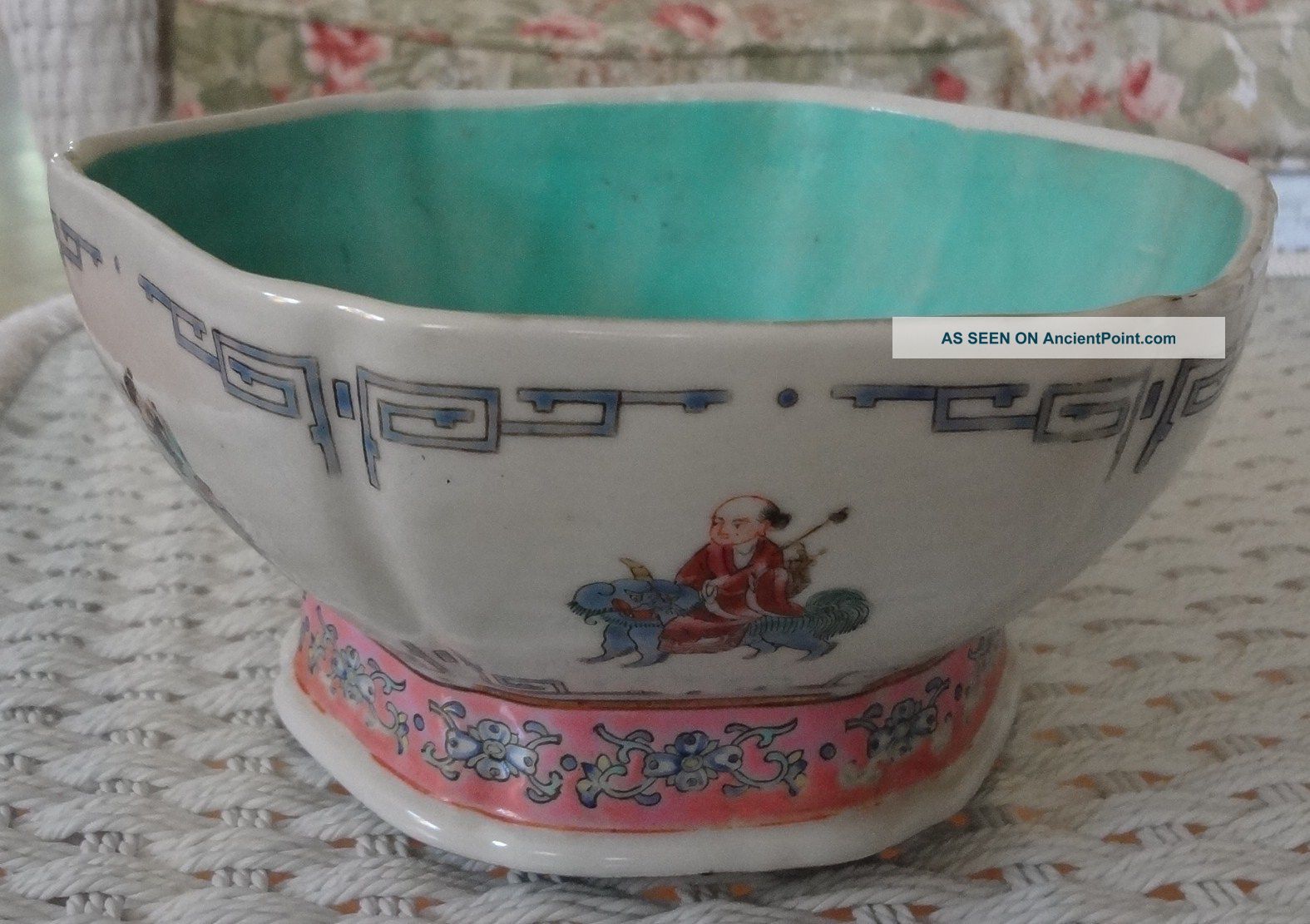 Qing Dynasty Dao Guang Family Rose Porcelain Bowl Vases photo