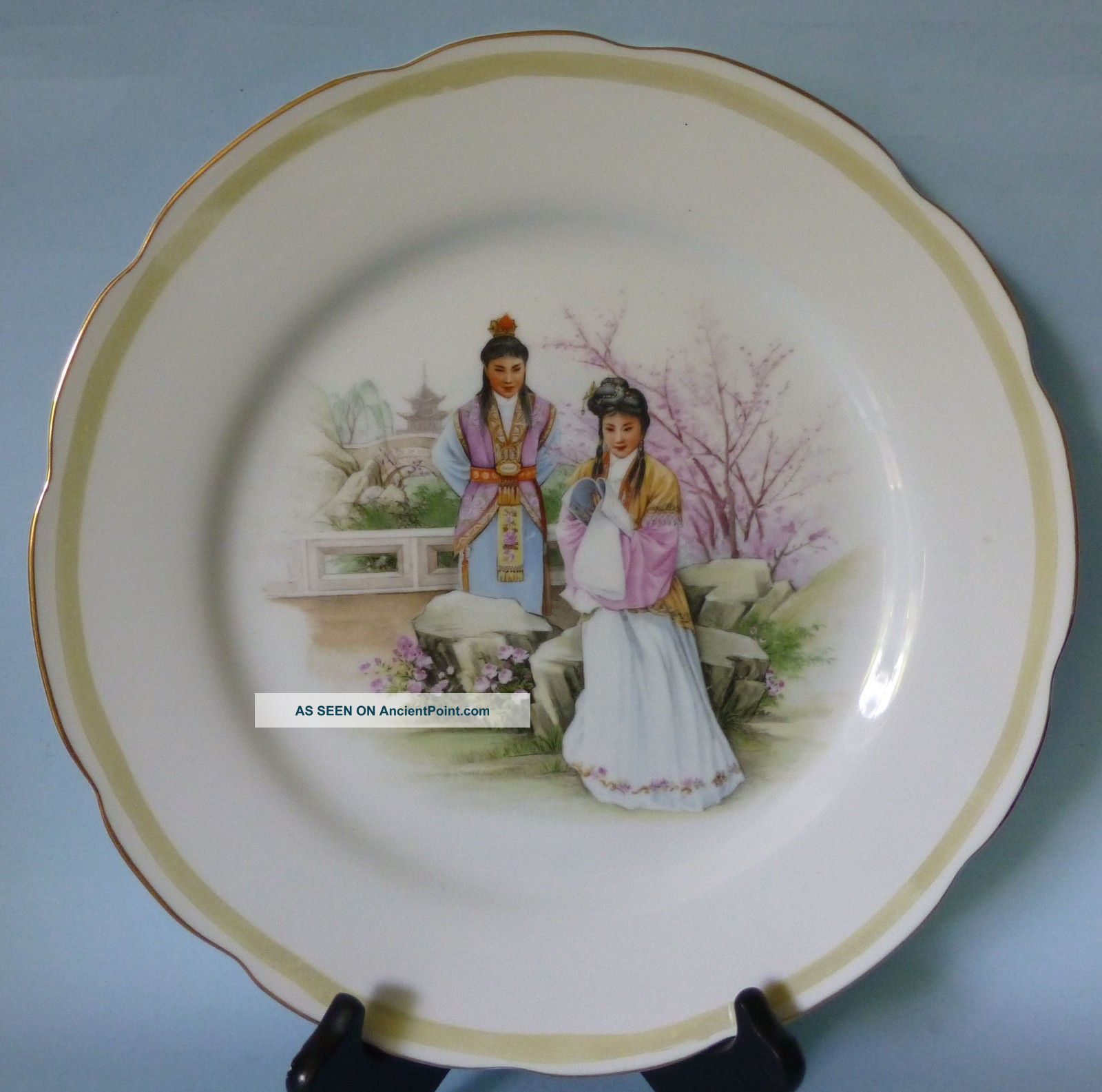 Chinese Asian King And Queen Palace Heroes 1 Dinner Plate Castle White Plates photo