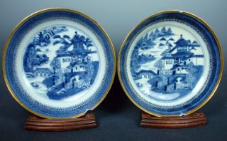 A Pair Of Chinese Antique Blue And White B & W Export Gilt Porcelain Plates photo