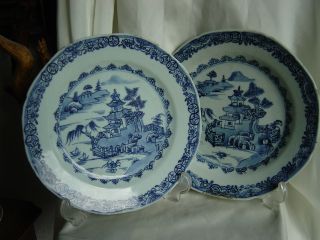 18th Two B/w Chinese Export Porcelain Qianlong Plates photo