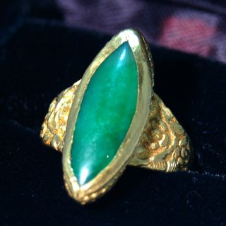 Regal And Stunning Antique 24k Gold And Jade / Jadeite Ring photo