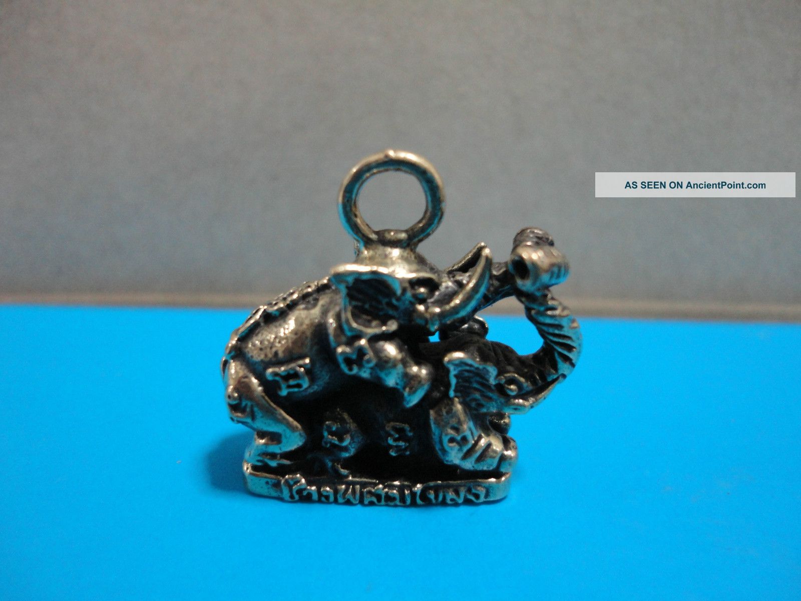 Couple Elephant Love Luck Attraction Charm Thai Amulet Pendant Amulets photo