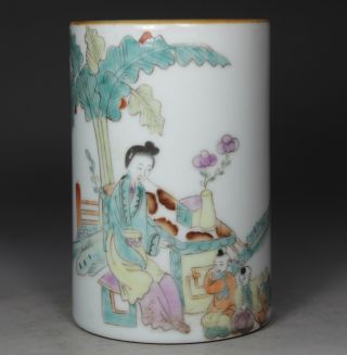 Chinese Old Porcelain Handwork Painting Belle Favorite Brush Pot photo