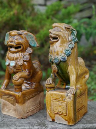 Set Of Small Ceramic Statues Of Temple Foo - Dogs photo