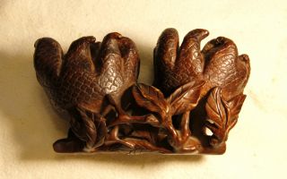 Boxwood Carving Pen Stand photo