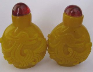2 Pcs Rare Antique Peking Glass Carved Dragons Snuff Bottle Collection photo