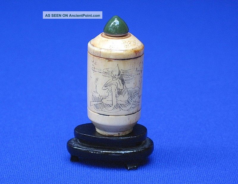 Antique Chinese Highly Detailed Figural Ox Bone Snuff Bottle Snuff Bottles photo