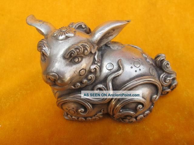 Vivid Rabbit Bronze Chinese Old Ancient Statues Rabbits photo