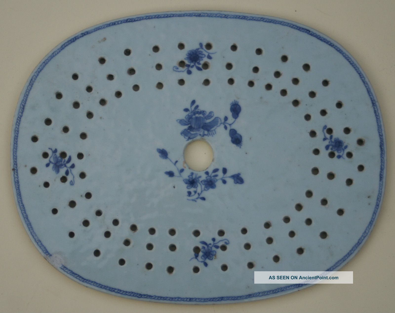 Rare Late 18th Or Early 19th Century Chinese Porcelain Blue & White Drainer Porcelain photo