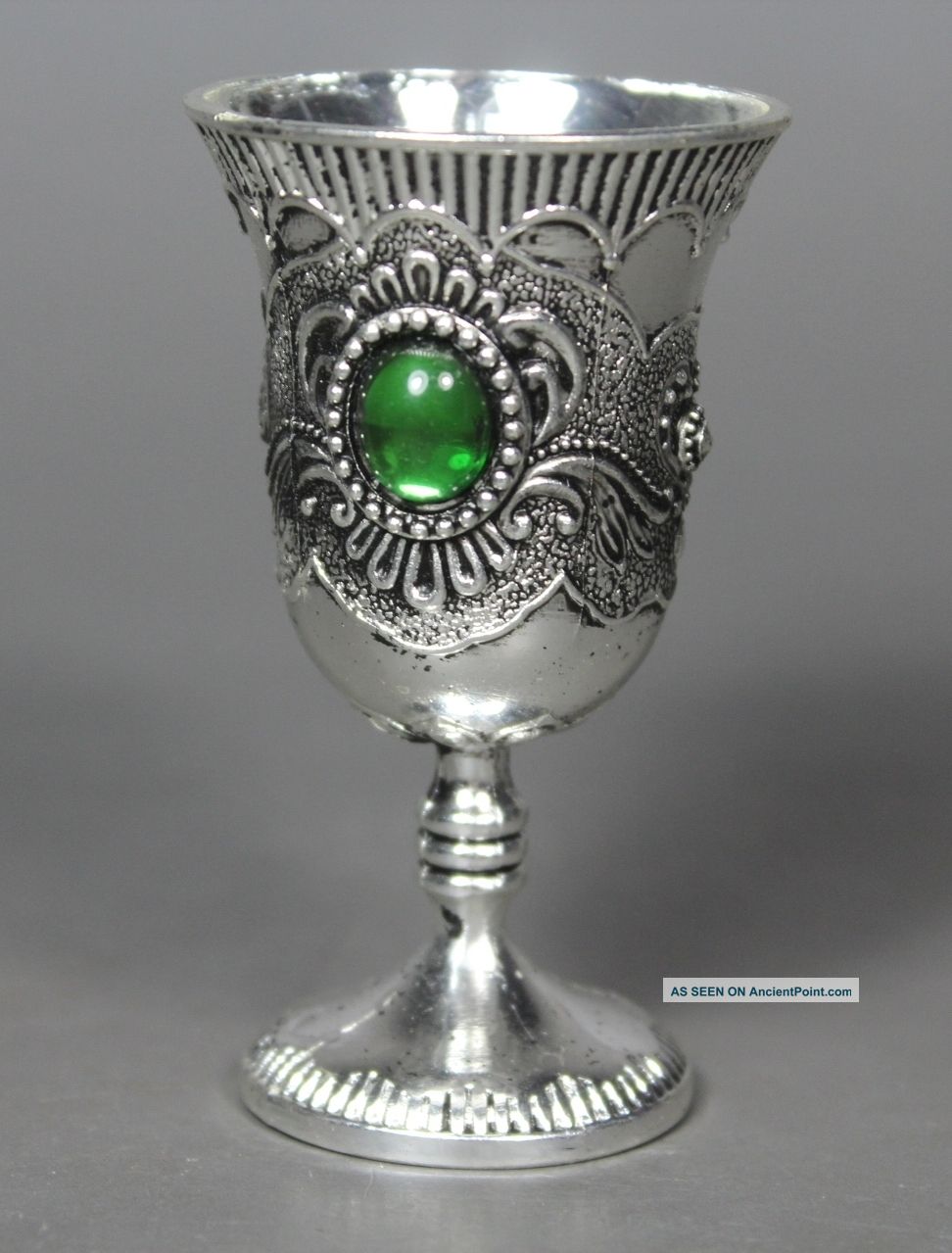 Chinese Old Silver - Plated Wonderful Handwork Inlay Bead Wine Cup ☆☆☆☆☆ Glasses & Cups photo