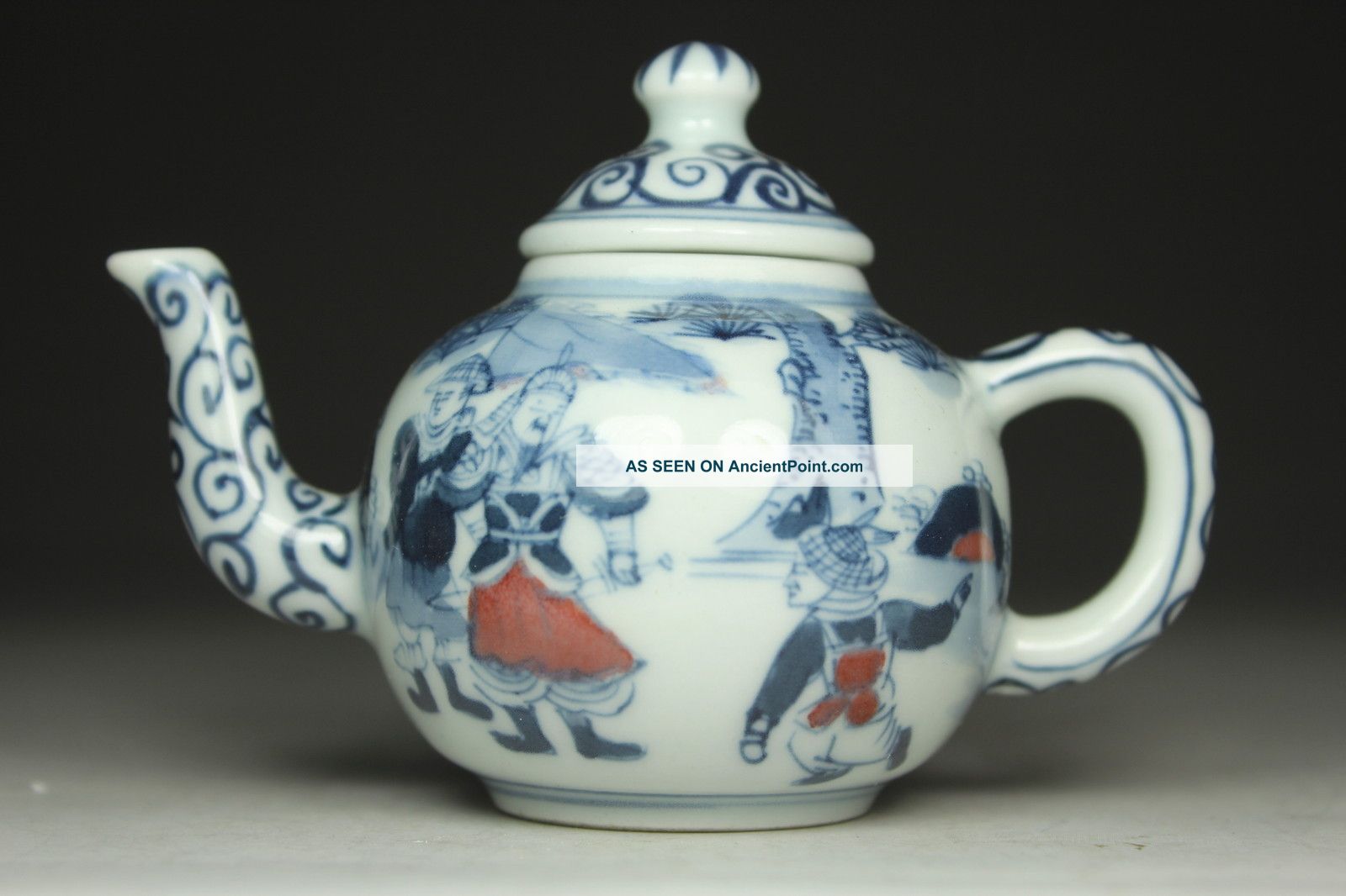 Chinese Handwork Painting Hero Old Porcelain Tea Pot Porcelain photo