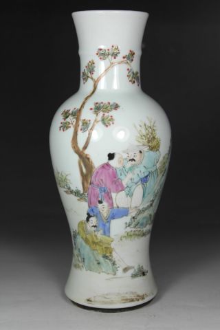Chinese Old Porcelain Handwork Painting Flower Favorite Vase photo
