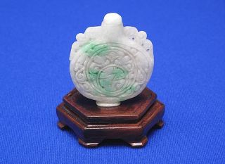 Fine Antique Chinese Qing Dynasty Carved Apple Green White Jadeite Snuff Bottle photo