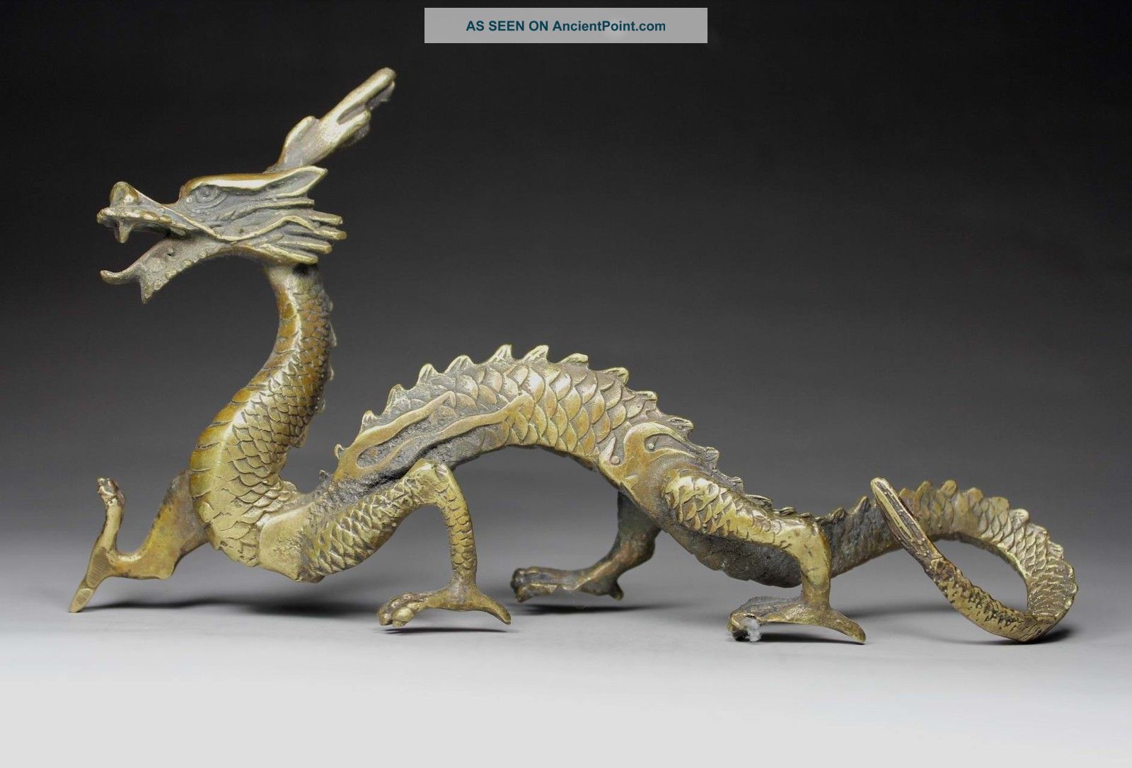 Chinese Old Brass Wonderful Handwork Hammered Dragon Statue Decoration Other photo