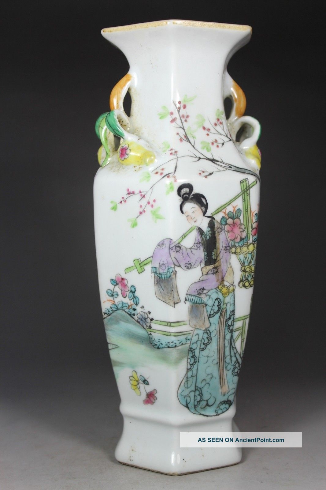 Chinese Handwork Painting Belle Flower Old Porcelain Vase Vases photo
