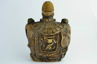 - China Rare Collectibles Old Handwork Alabaster Dragon Snuff Bottle photo