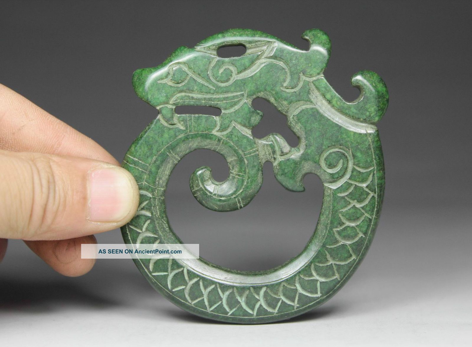 Chinese Old Jade Handwork Carving Dragon Pendant Necklaces & Pendants photo