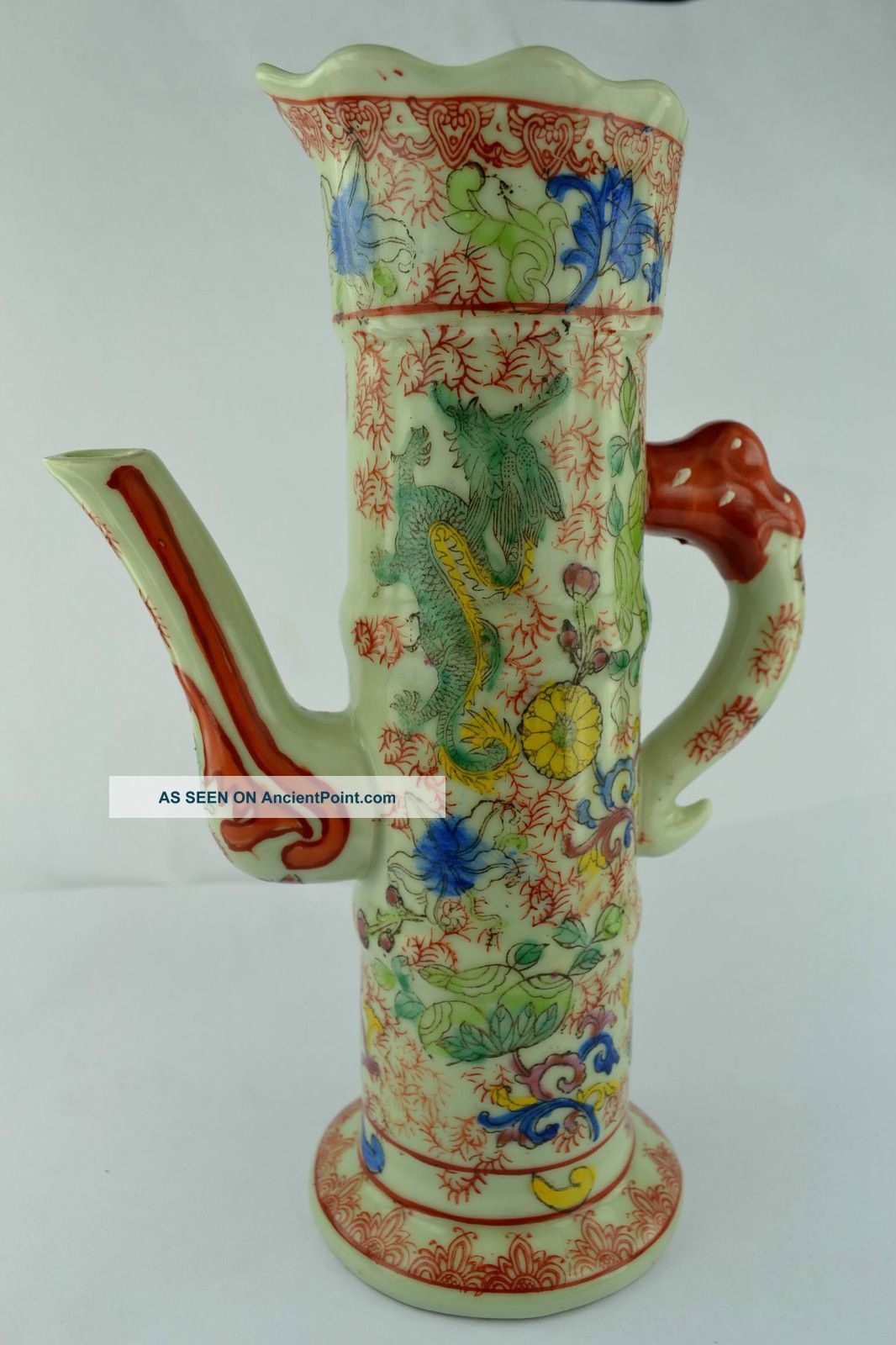China Collectibles Old Handwork Porcelain Dragon Wonderful Tea Pot ++ Porcelain photo