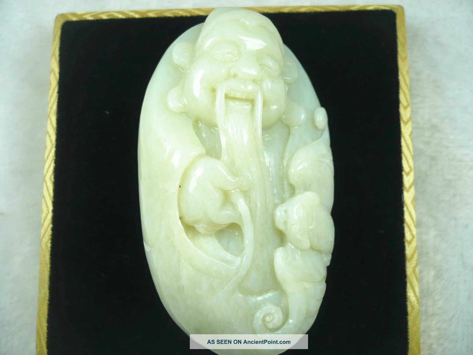 100% Of The Natural Hetian Soft Jade,  God Of Wealth,  Safety Certificate Other photo