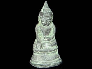 Ancient Phra Chiang Rung Kru Pra That Phanom Lor Boran Thai Buddha Amulet Statue photo