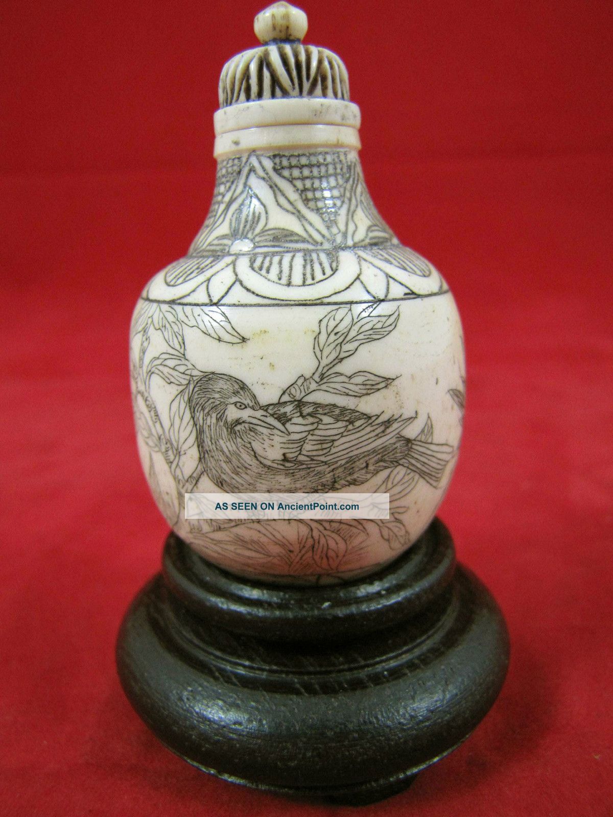 Antique Ch’ing Dynasty Chinese Oxbone Snuff Bottle Snuff Bottles photo