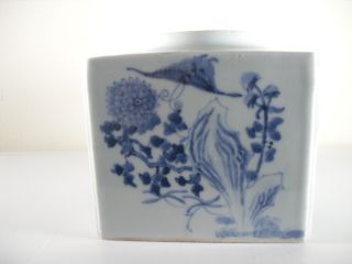 Chinese Blue And White Brush Pot 18thc photo