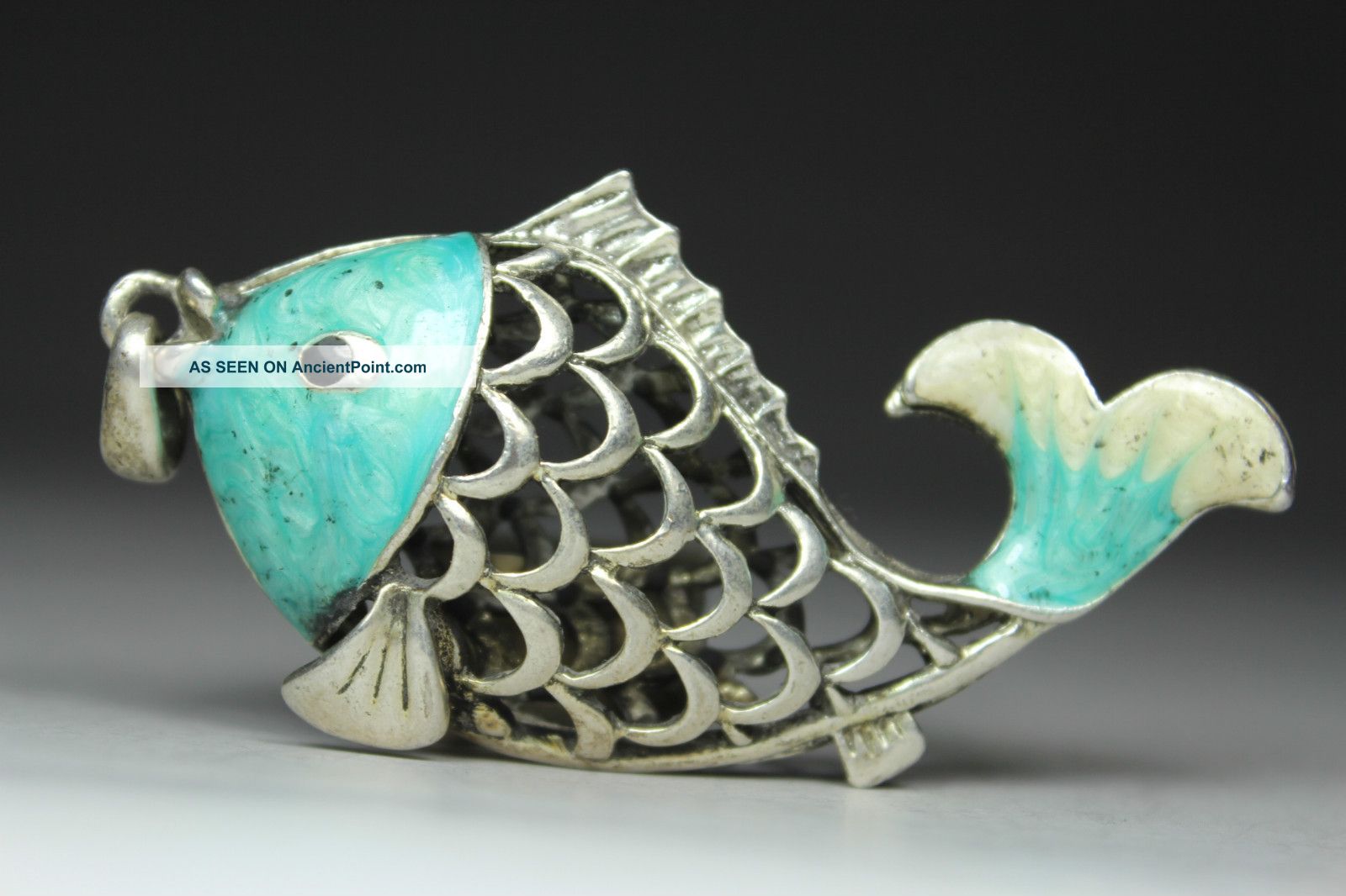 Chinese Old Jade Handwork Fish Pendant Necklaces & Pendants photo