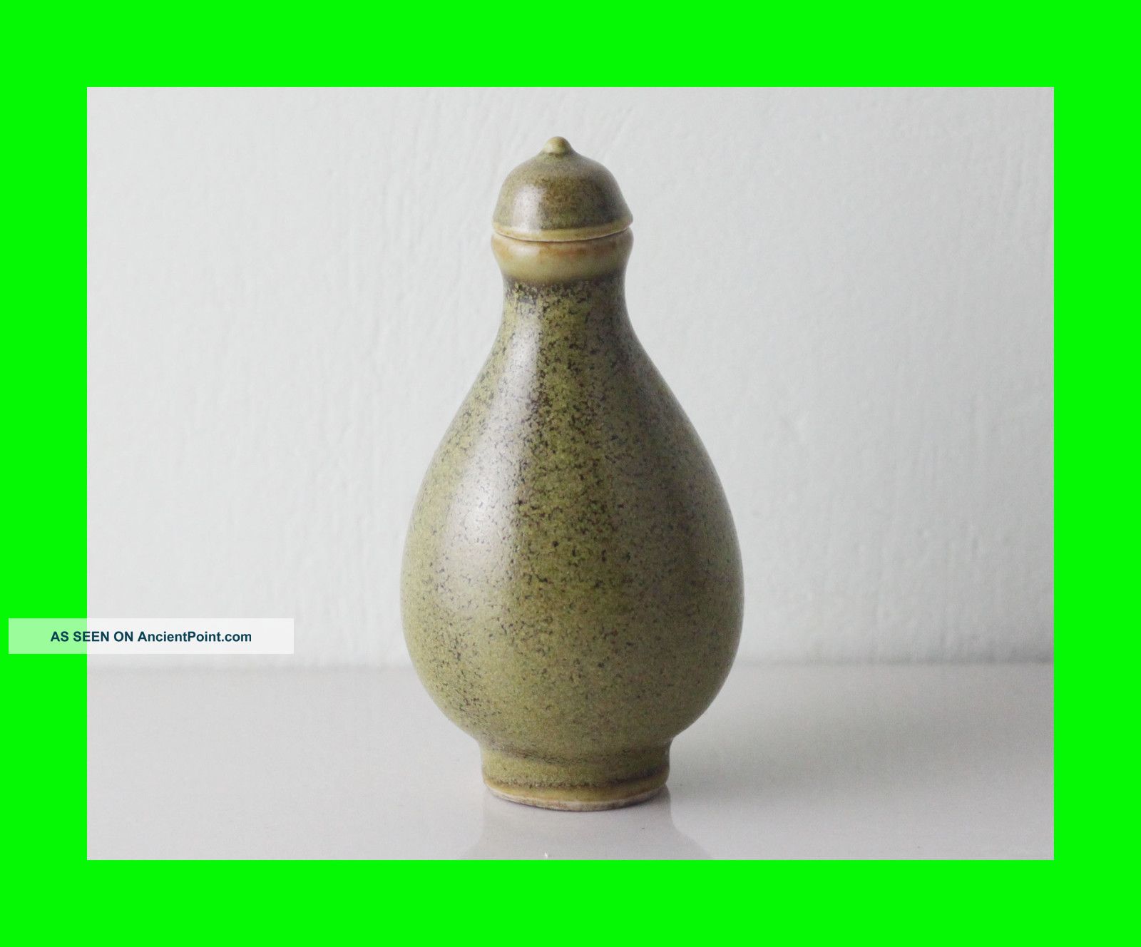 Antique Asian Chinese Rare Old Porcelain Snuff Bottle,  Snuff Bottle Snuff Bottles photo
