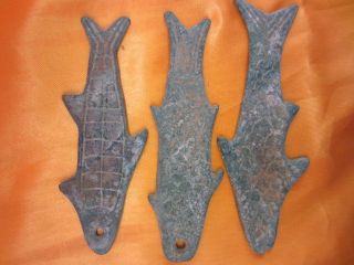Collection Antique Chinese Bronze Belt Scales Pattern Of Fish Ka photo