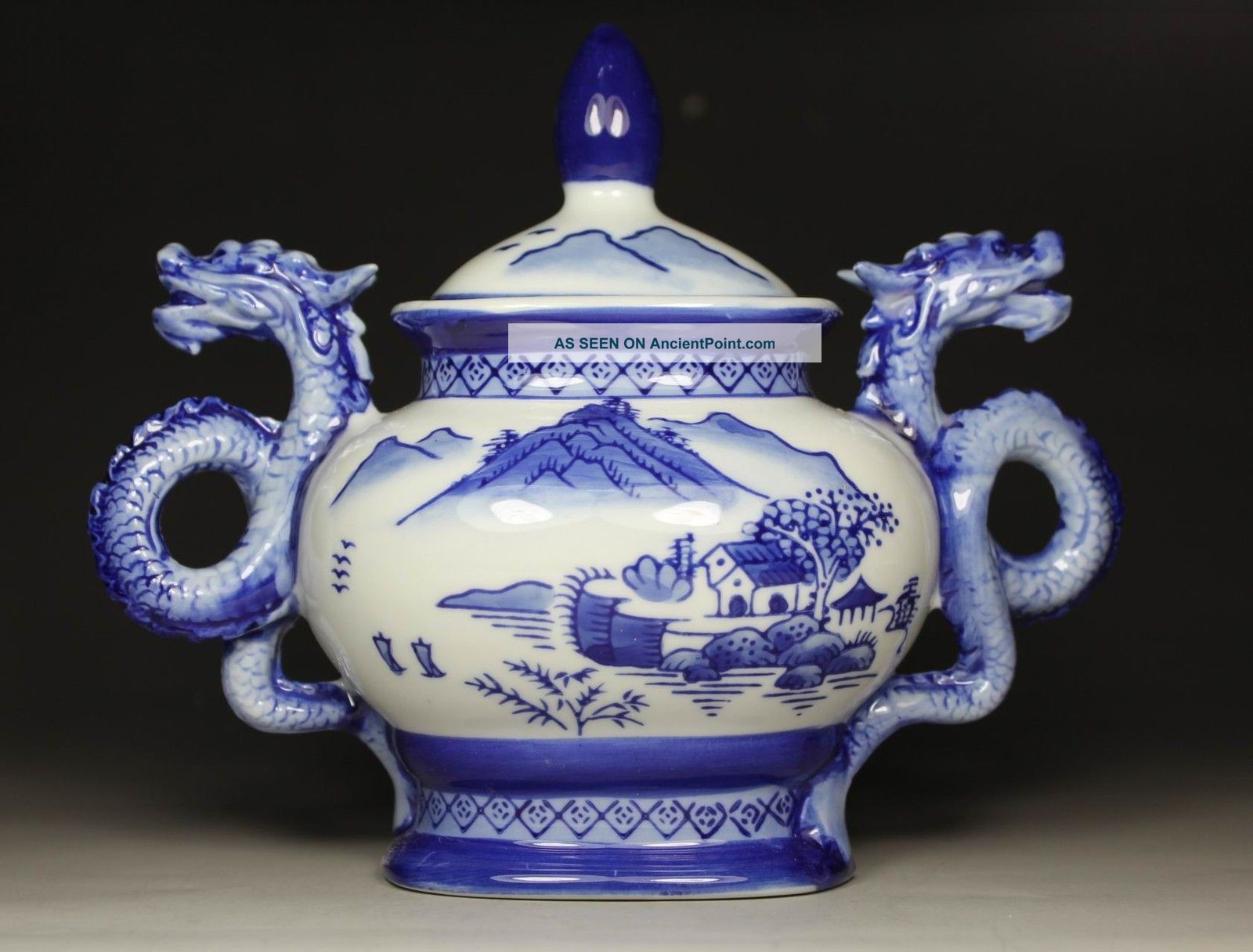 Chinese Handwork Painting Dragon Old Porcelain Pot Pots photo