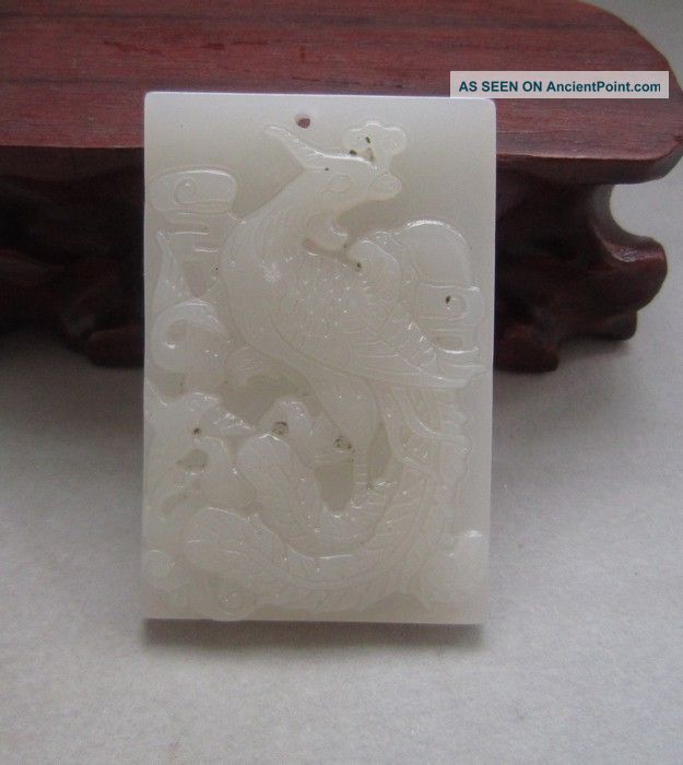 Chinese Elegant Soft Jade Carving He Tian Jade Pendant 010 Necklaces & Pendants photo