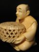 Antique Japanese Inked Ox Bone 象牙 Netsuke Of A Sitting Man W.  A Basket,  Signed Netsuke photo 8