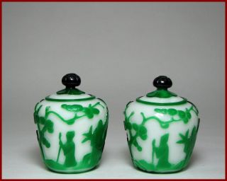 Fine Small Pair 19c Chinese Green Overlay Peking Glass Covered Jars, photo