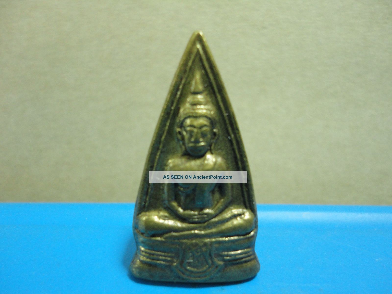 Holy Buddha Wealth Rich Lucky Charm Thai Amulet Amulets photo