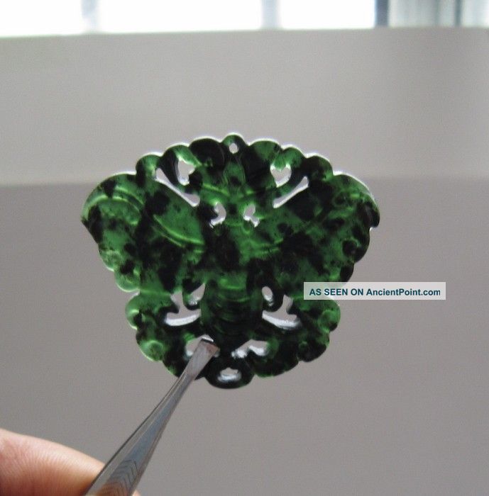 Chinese Carved Hetian Black Green Jade Pendant 005 Necklaces & Pendants photo